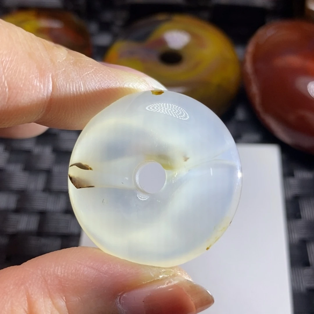 玛瑙/玉髓挂件未镶嵌