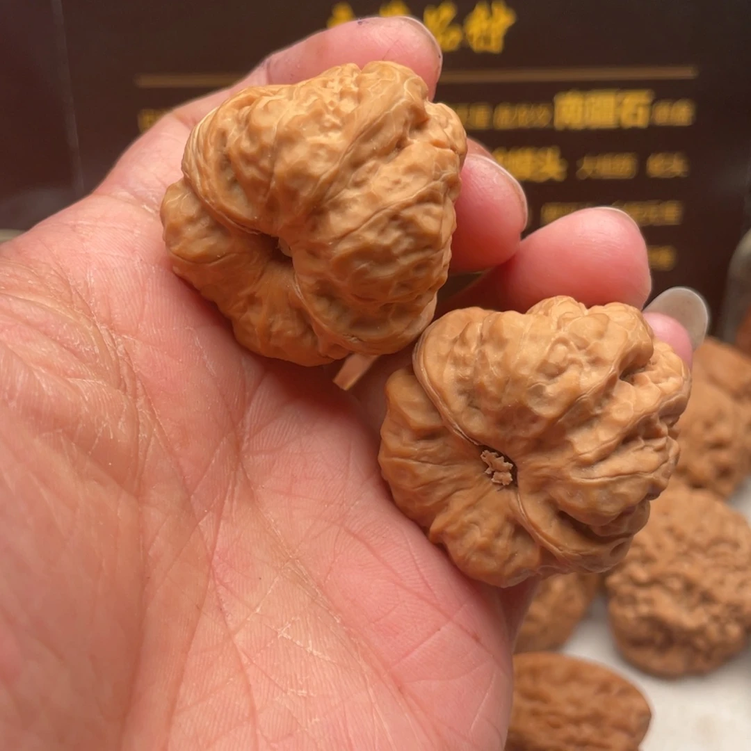 文玩核桃把件36尺蛤蟆头