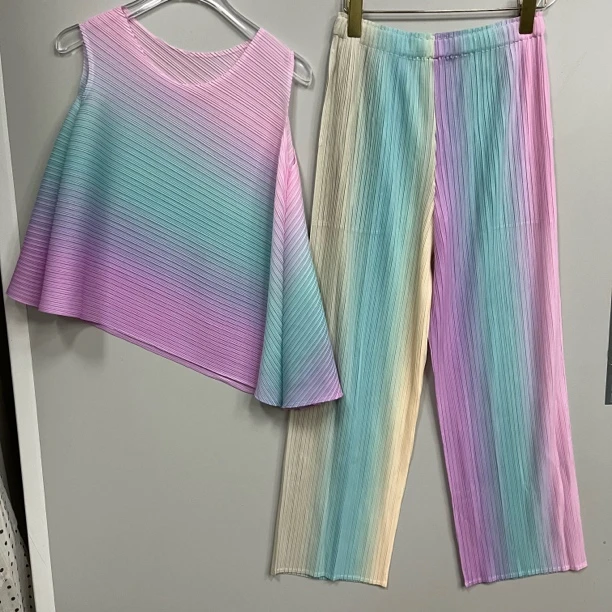 2503077宅系两件式套装轻奢高级25春夏新款