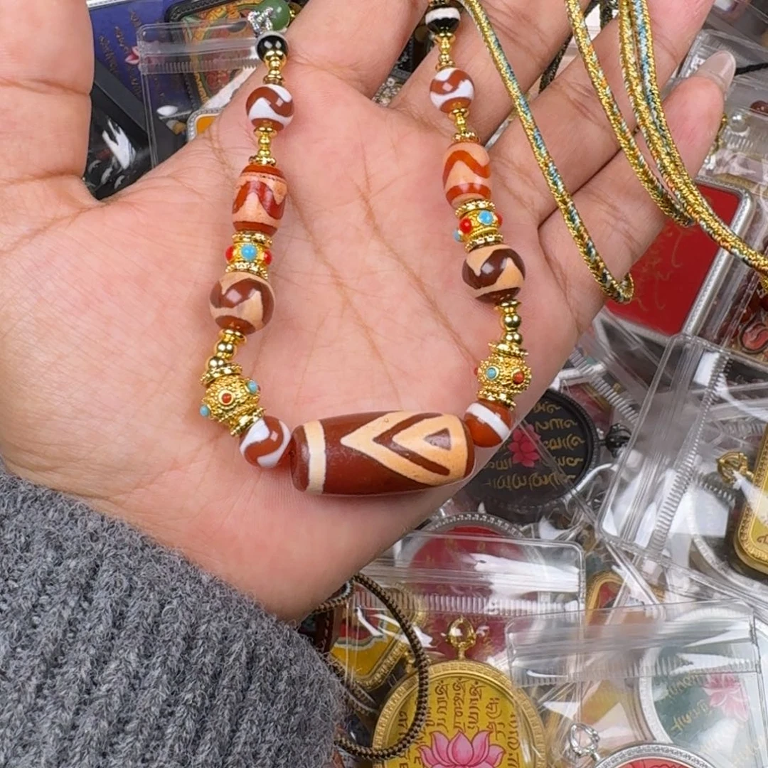 泥塑是****?藏式风格彩绘泥塑擦擦