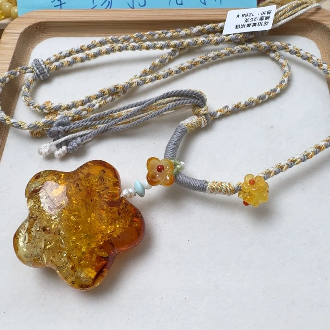 蜜蜡吊坠(赠链)未镶嵌