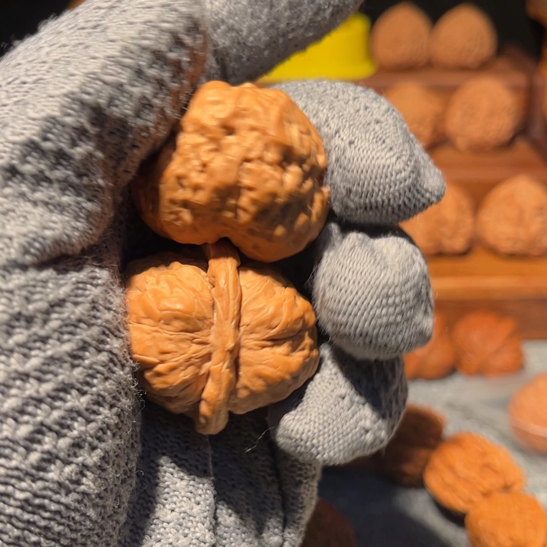 文玩核桃把件38尺蛤蟆头