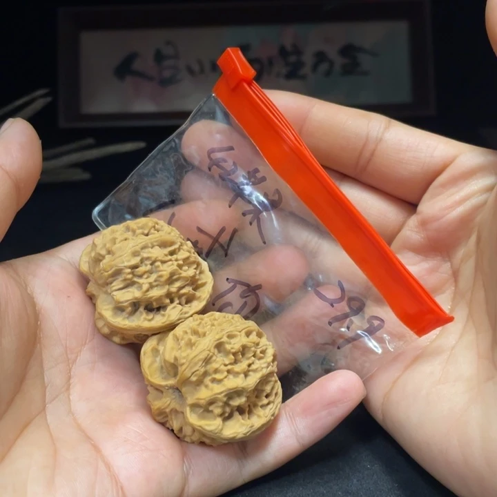 文玩核桃把件八****吗苹果