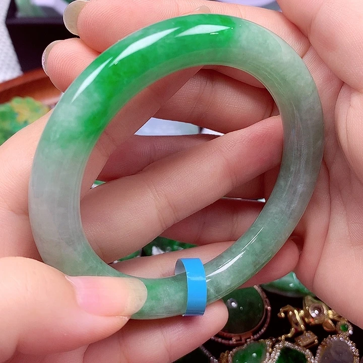 未镶嵌手镯翡翠翡翠手镯
