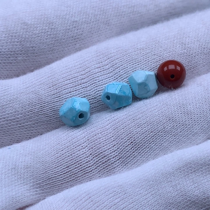 清***婧未镶嵌南红玛瑙珠宝奇石