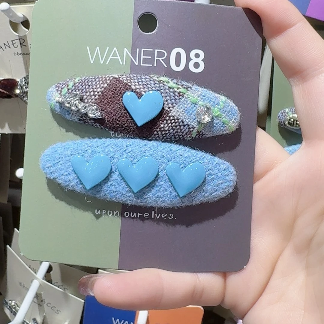 皮质铁合金蓝色爱心