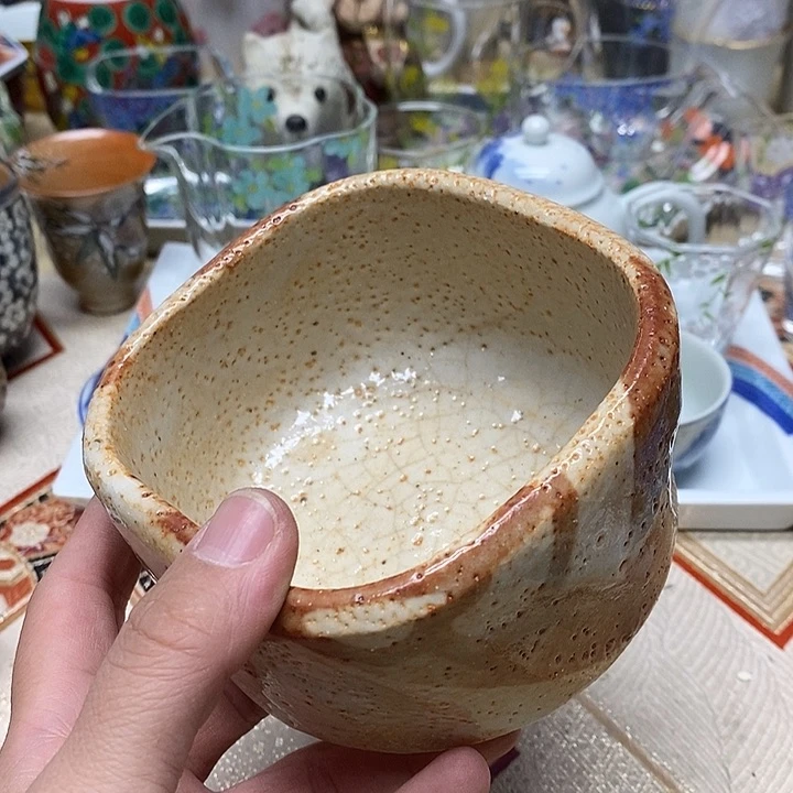 茶壶紫砂杯子的味道就好像被风压一样被打着