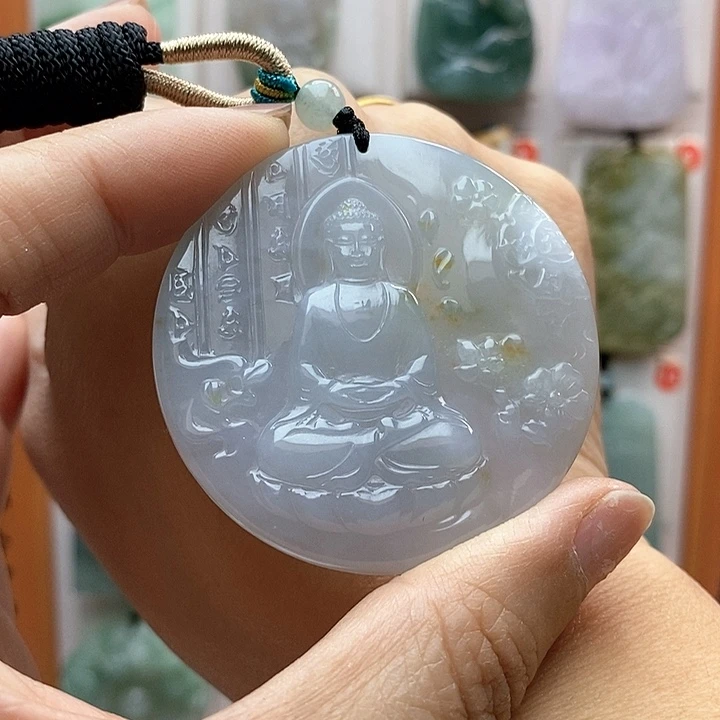 翡翠颈饰未镶嵌每天