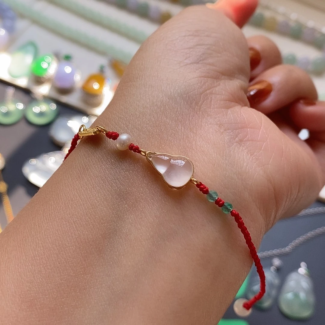 翡翠颈饰未镶嵌葫芦手绳