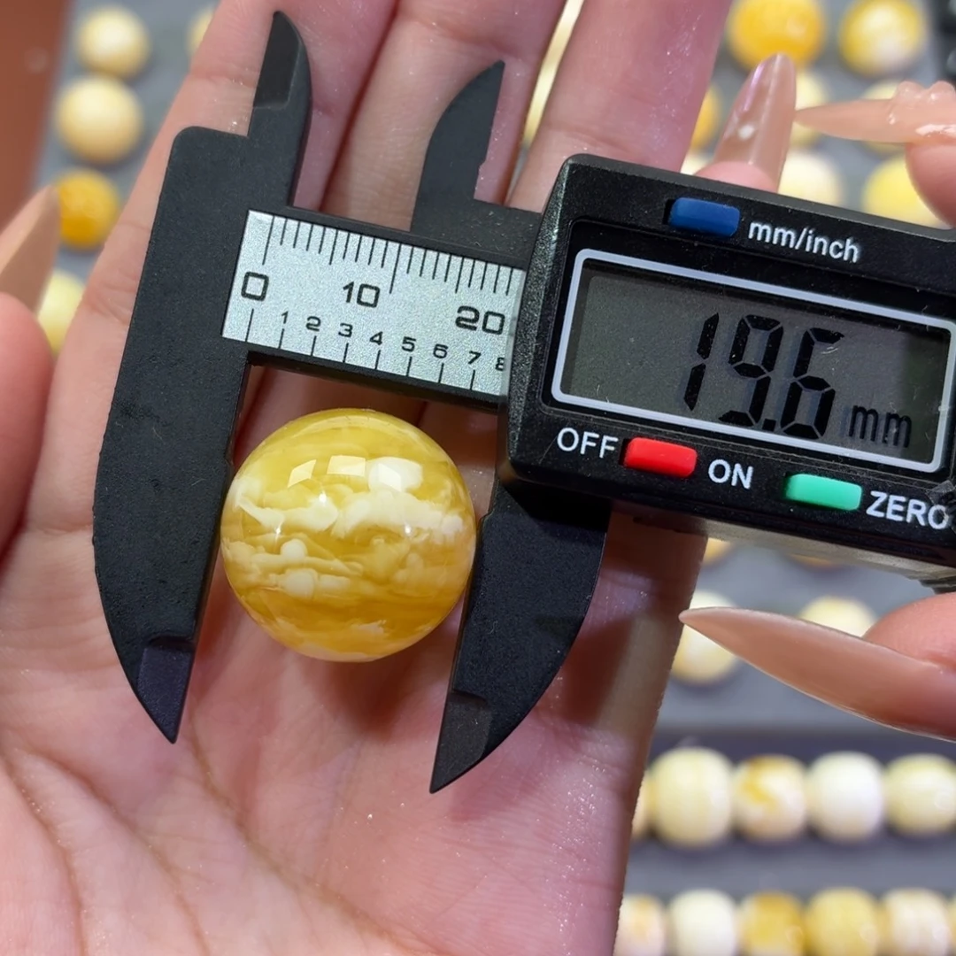 *****琥珀未镶嵌裸石圆珠