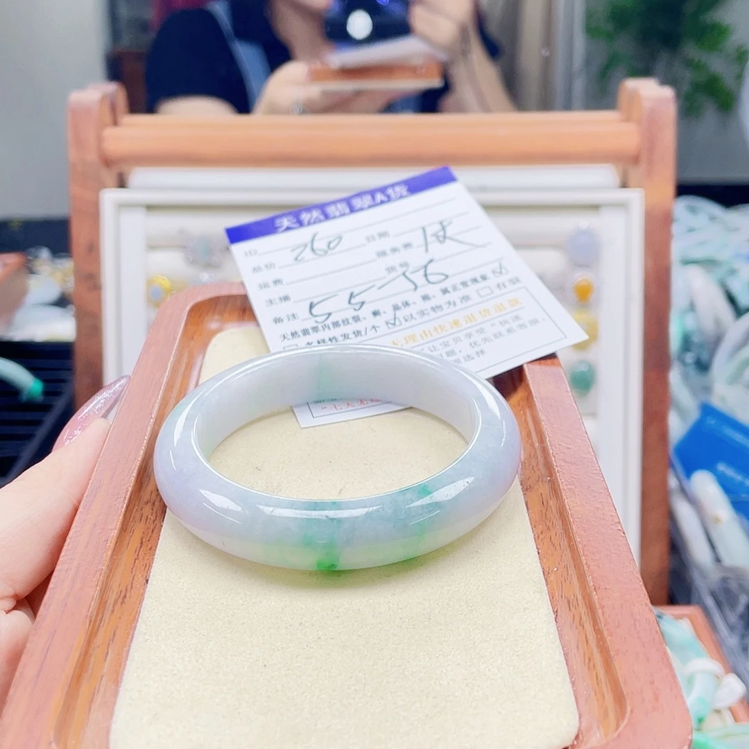 翡翠未镶嵌颈饰天然翡翠Ａ货