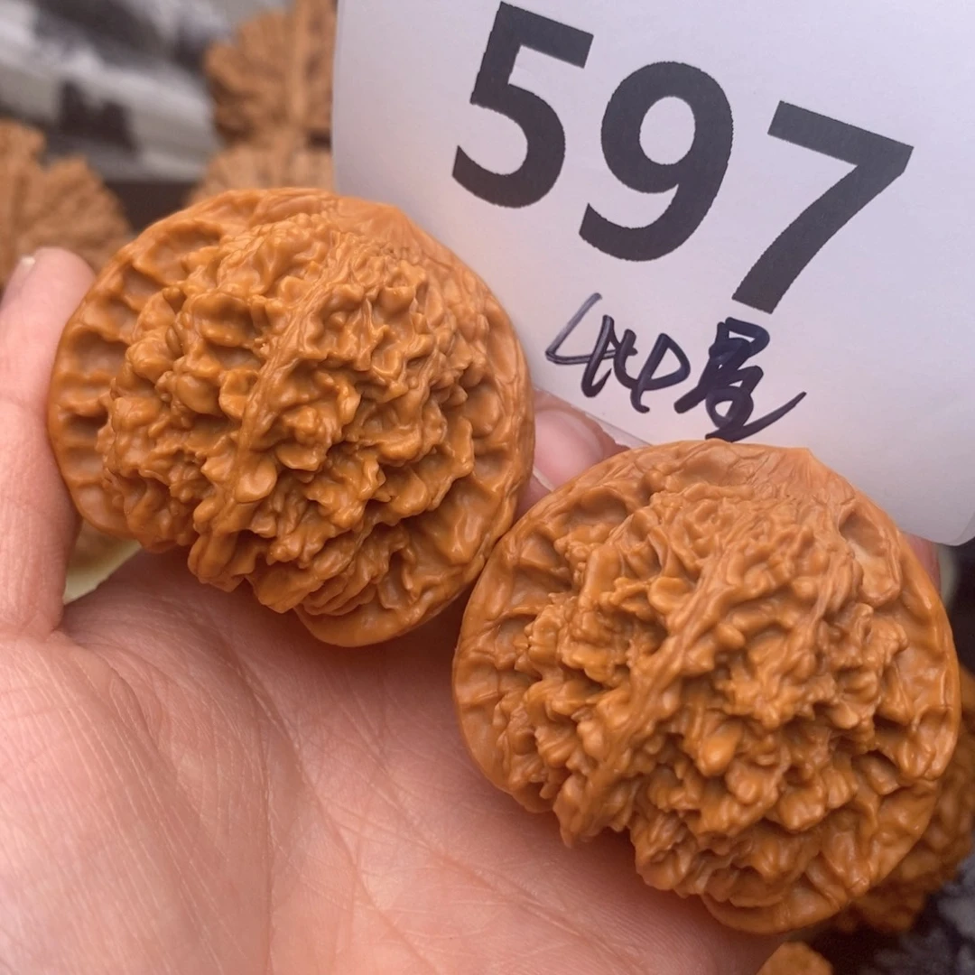 文玩核桃把件597号44星