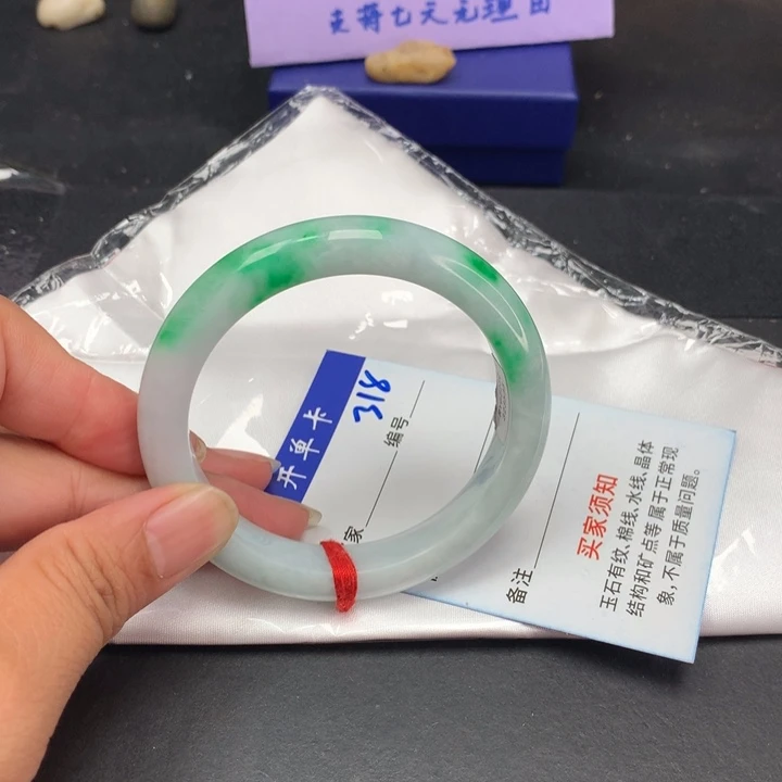 以实物为准拍哪个发哪个318