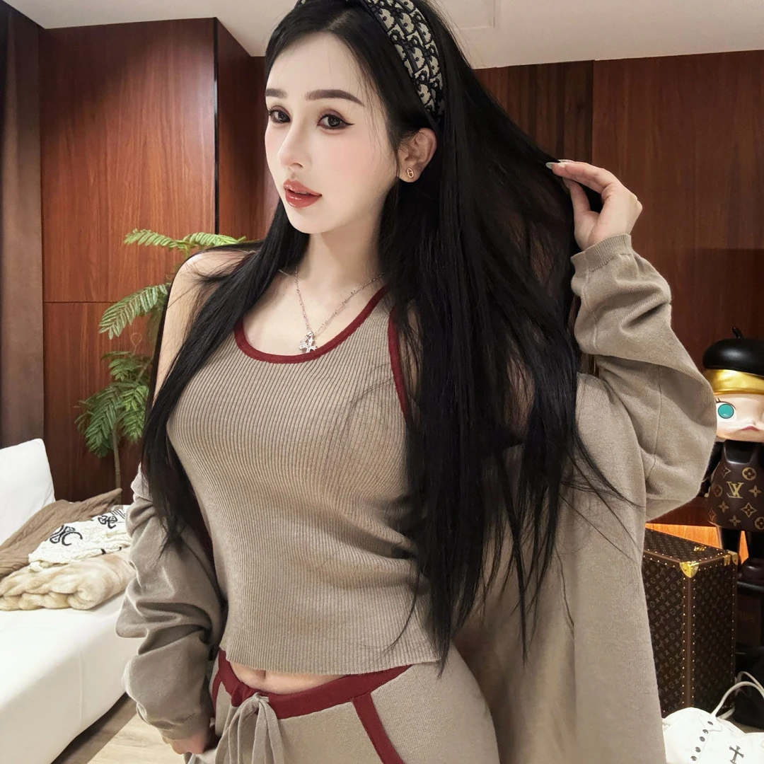 25ss允初秋冬新 撞色针织修身背心  YUCNU-9167