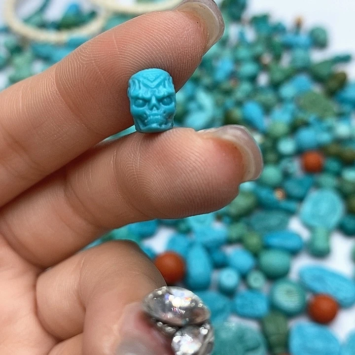 未镶嵌绿松石珠宝奇石