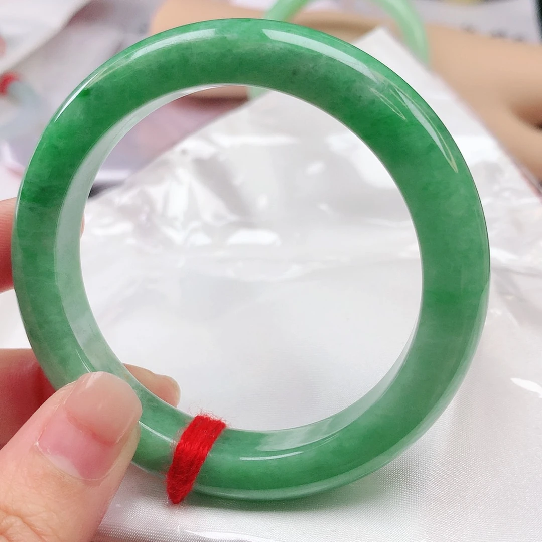 翡翠手镯未镶嵌54圈081452