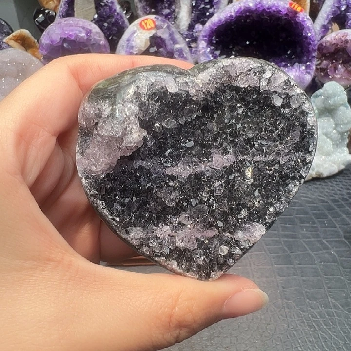 紫晶未镶嵌珠宝半成品