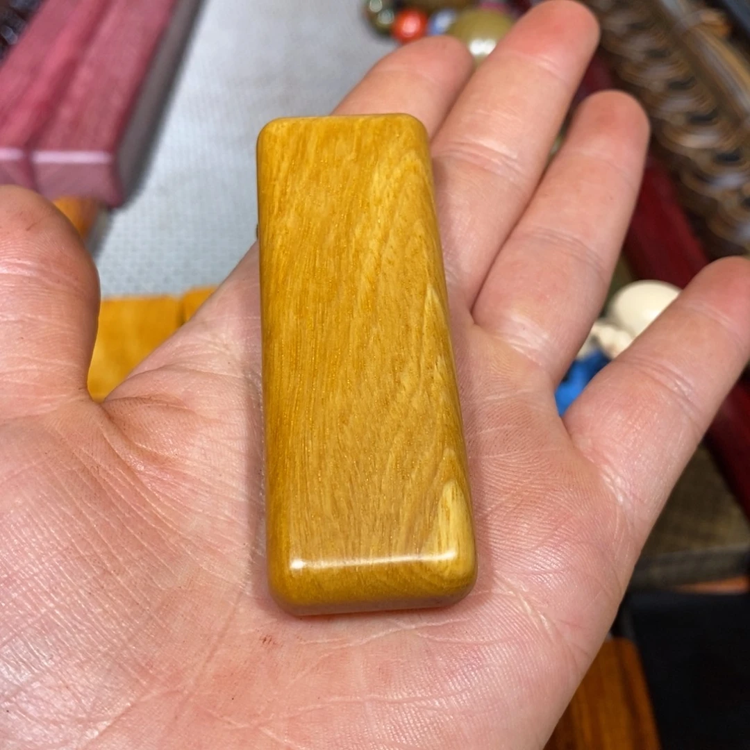 梅***梅东非黑黄檀（紫光檀）