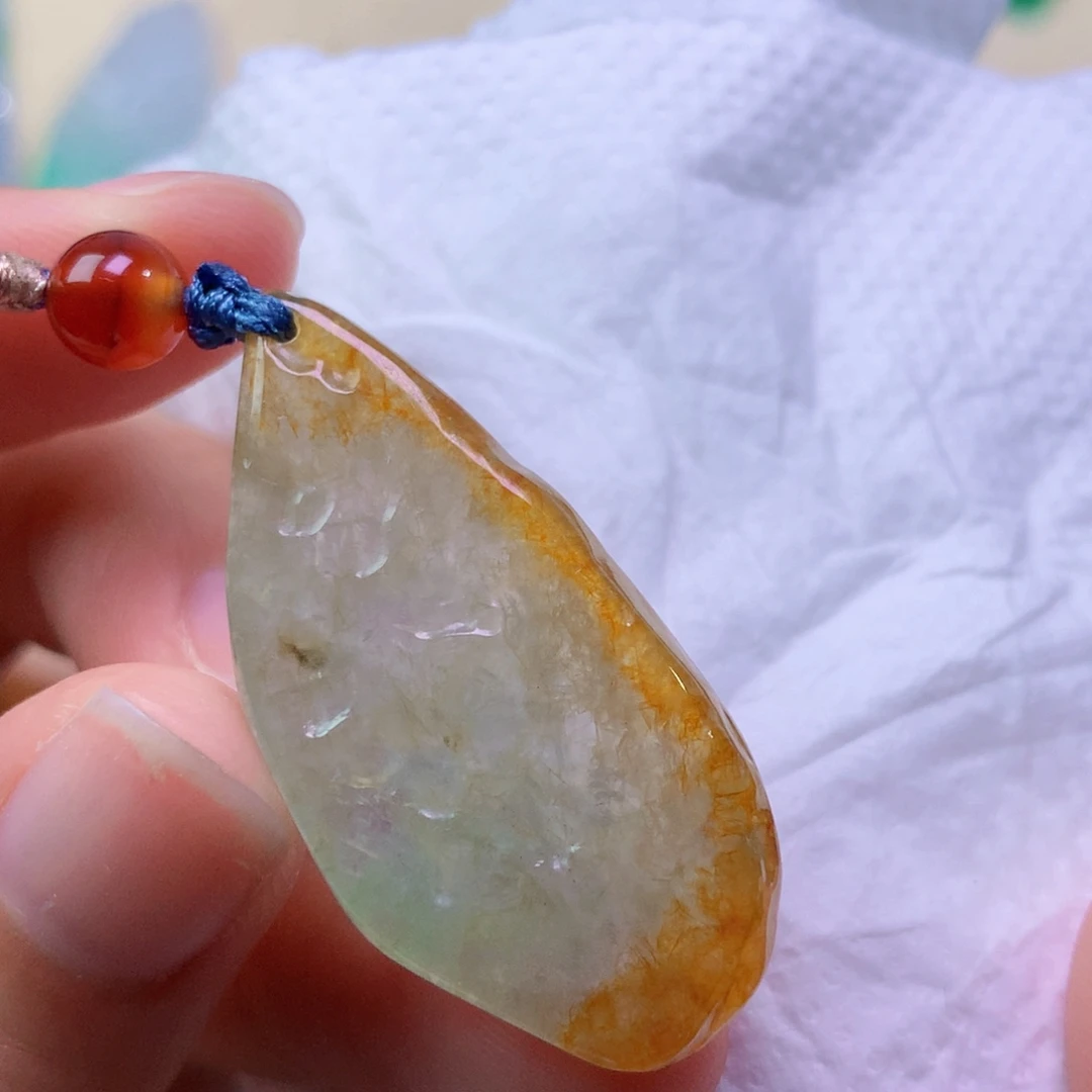 翡翠未镶嵌吊坠(赠链) 4674