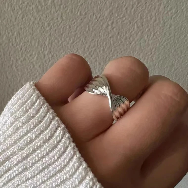 925银戒指 大码时尚韩版麻花修饰指形银戒指高级质感复古小众轻奢