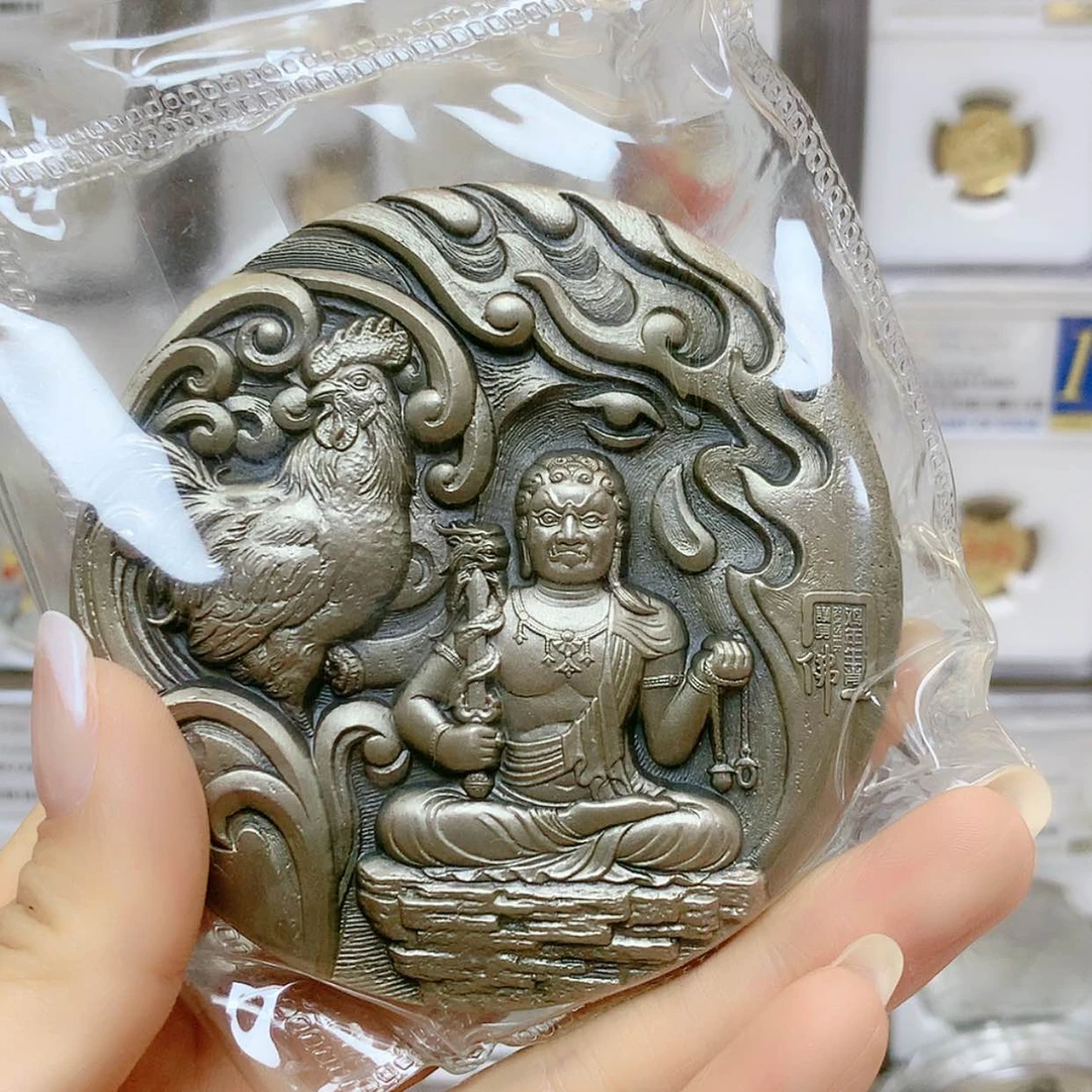 【闪购商品】纯银鸡年380克大银章原盒证