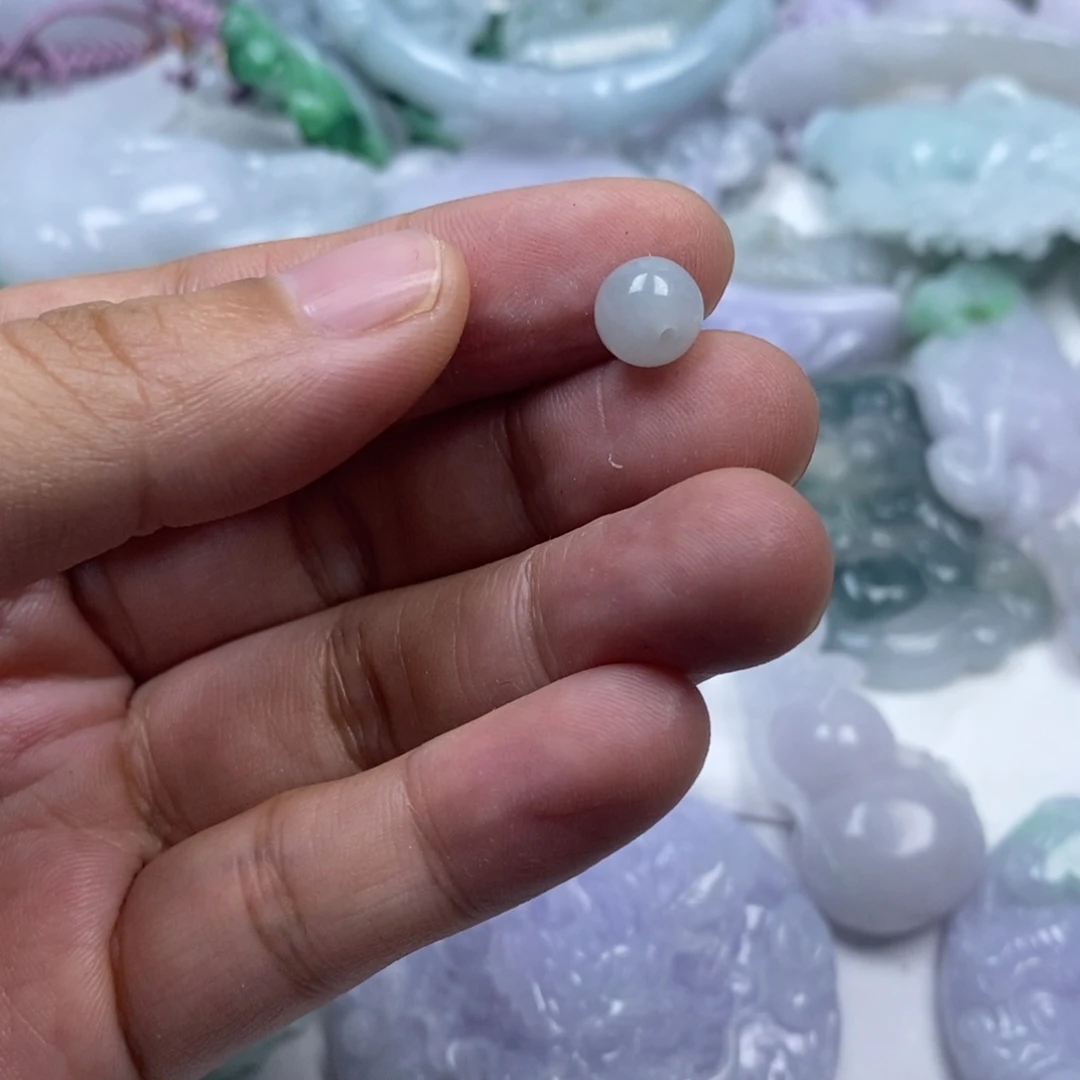 颈饰未镶嵌翡翠石*翡翠