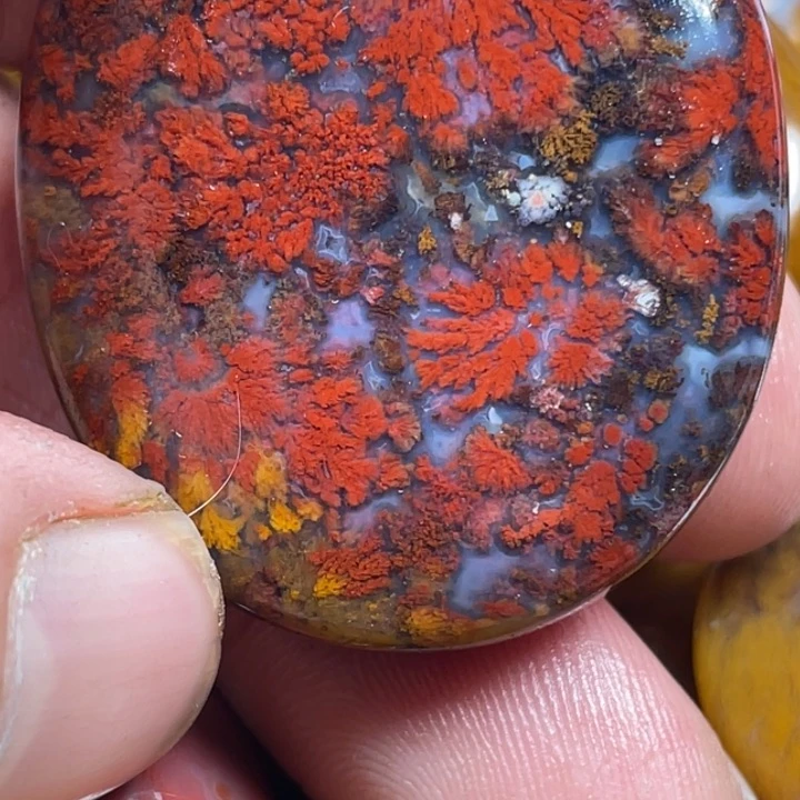 玛瑙/玉髓颈饰未镶嵌K****e