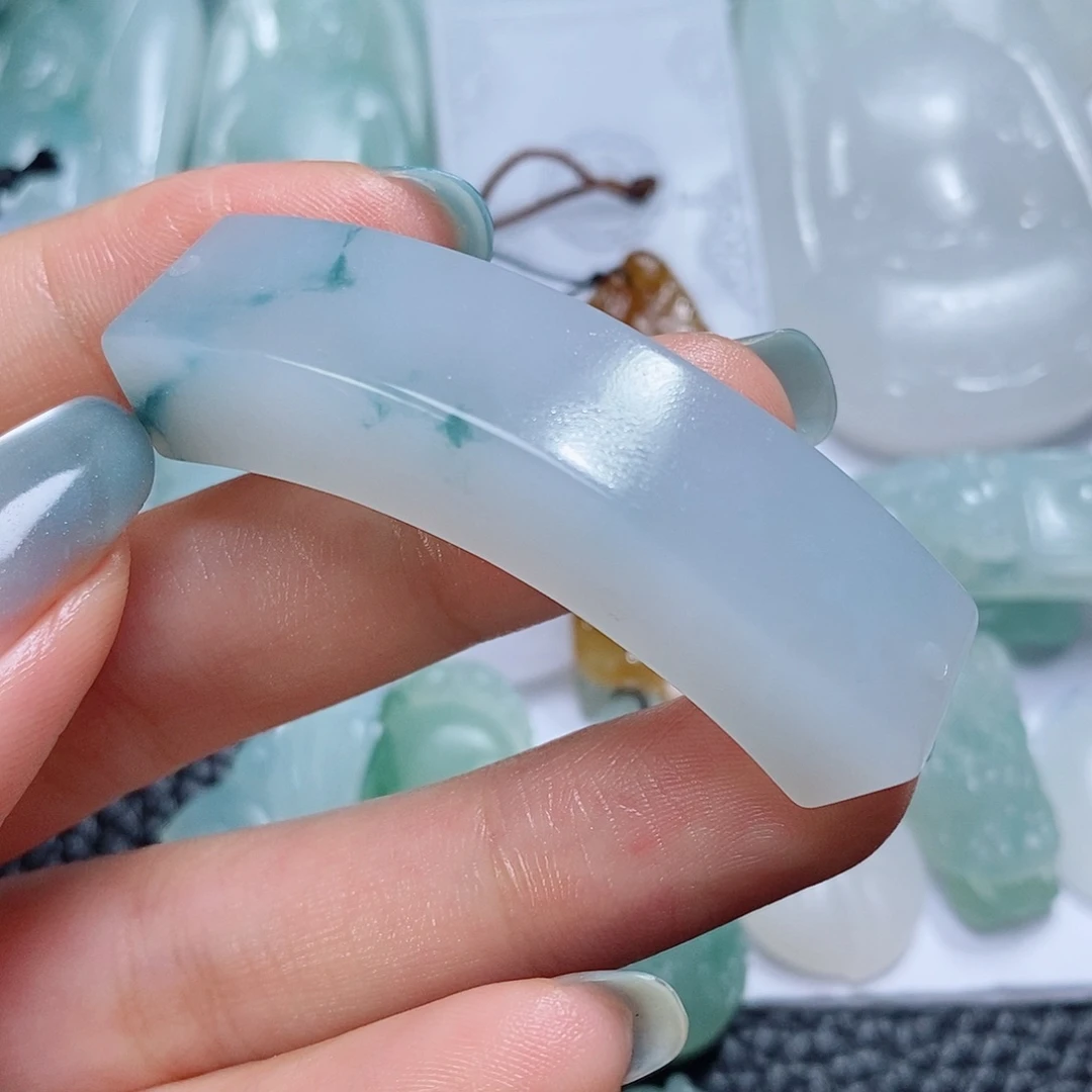 定制翡翠未镶嵌毛货付款后确认抛光