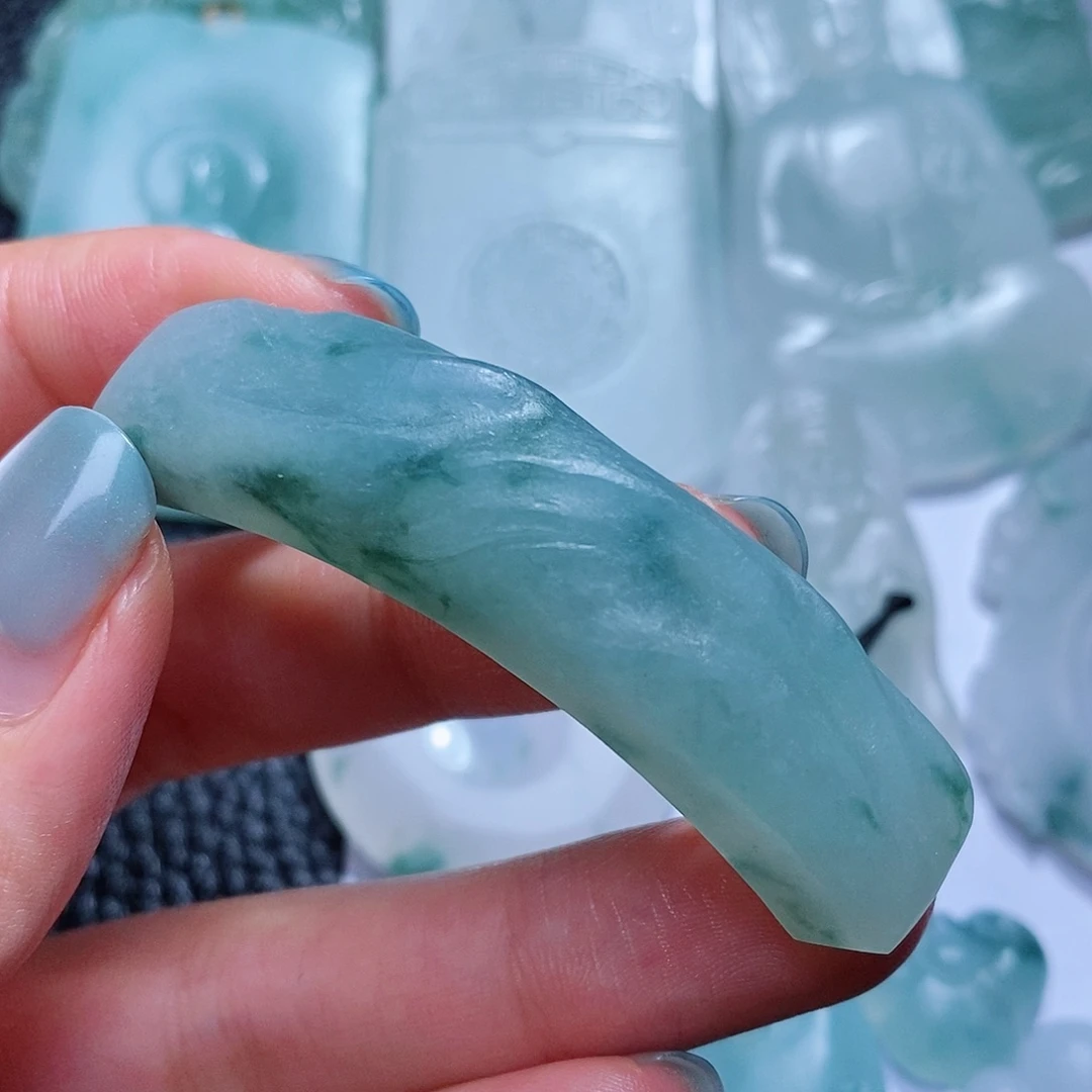 定制翡翠未镶嵌毛货付款后确认抛光