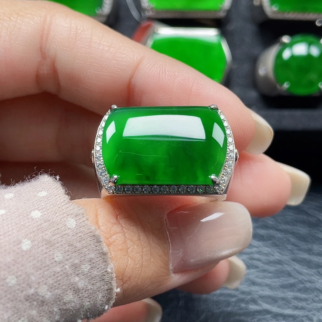 翡翠银S925镶嵌戒指天然A货翡翠没运费险2807