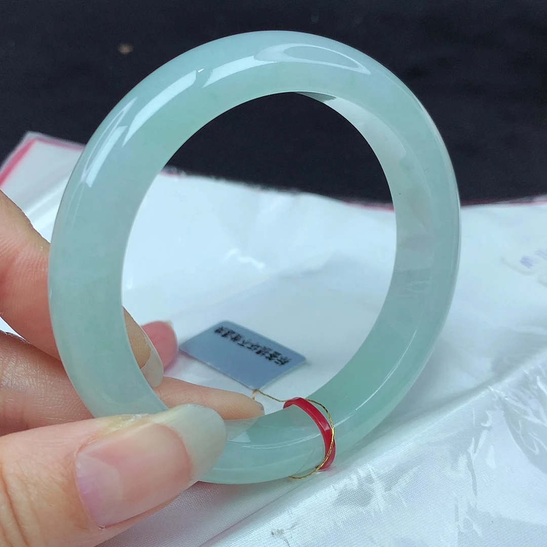 翡翠手镯未镶嵌58圈723