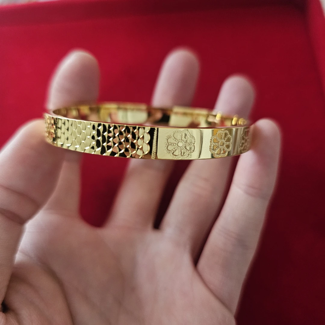 H058-云尚重工四叶花手镯