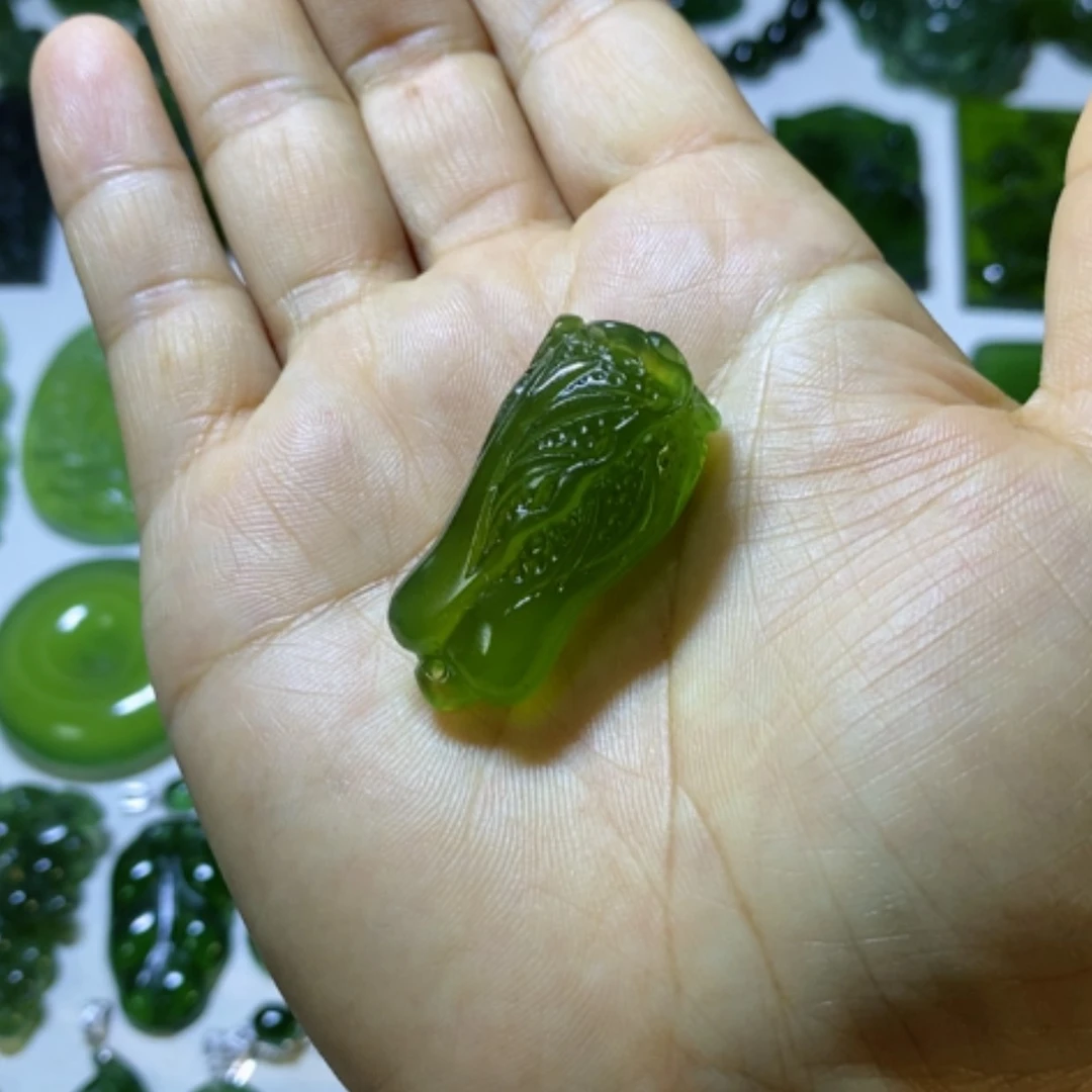 【闪购商品】未镶嵌蛇纹石玉颈饰