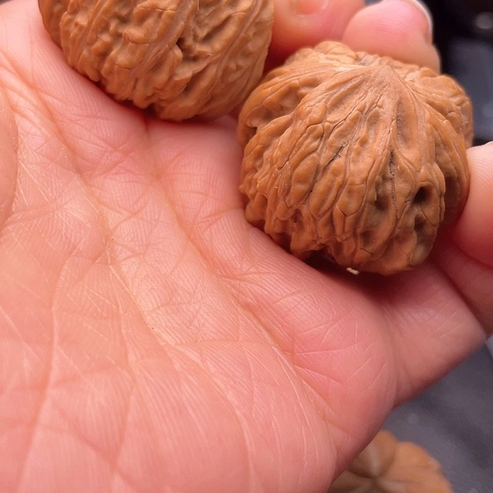 浮***@不退不换核桃核桃