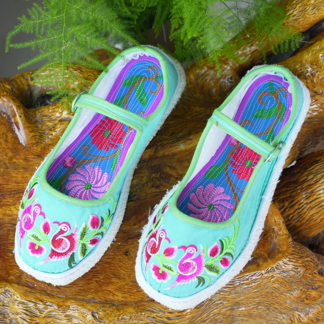 36码37码喜鹊弹梅手工布鞋绣花鞋