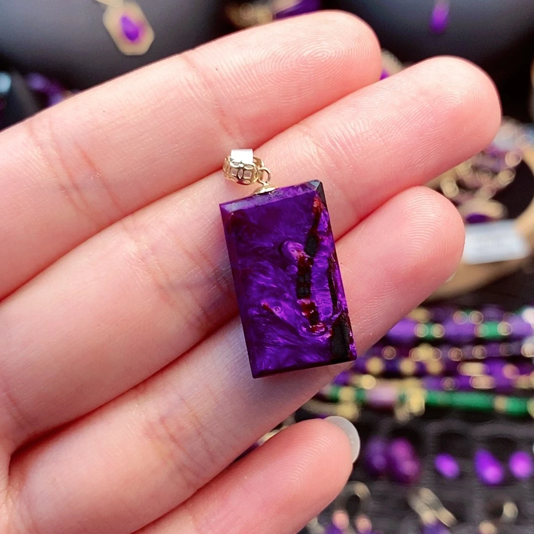 苏纪石（舒俱来）吊坠18K金镶嵌花***红