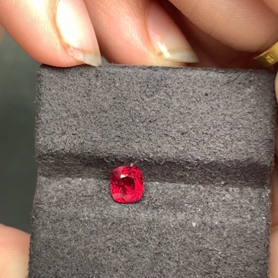 裸石尖晶石天然无烧尖晶石0.64ct
