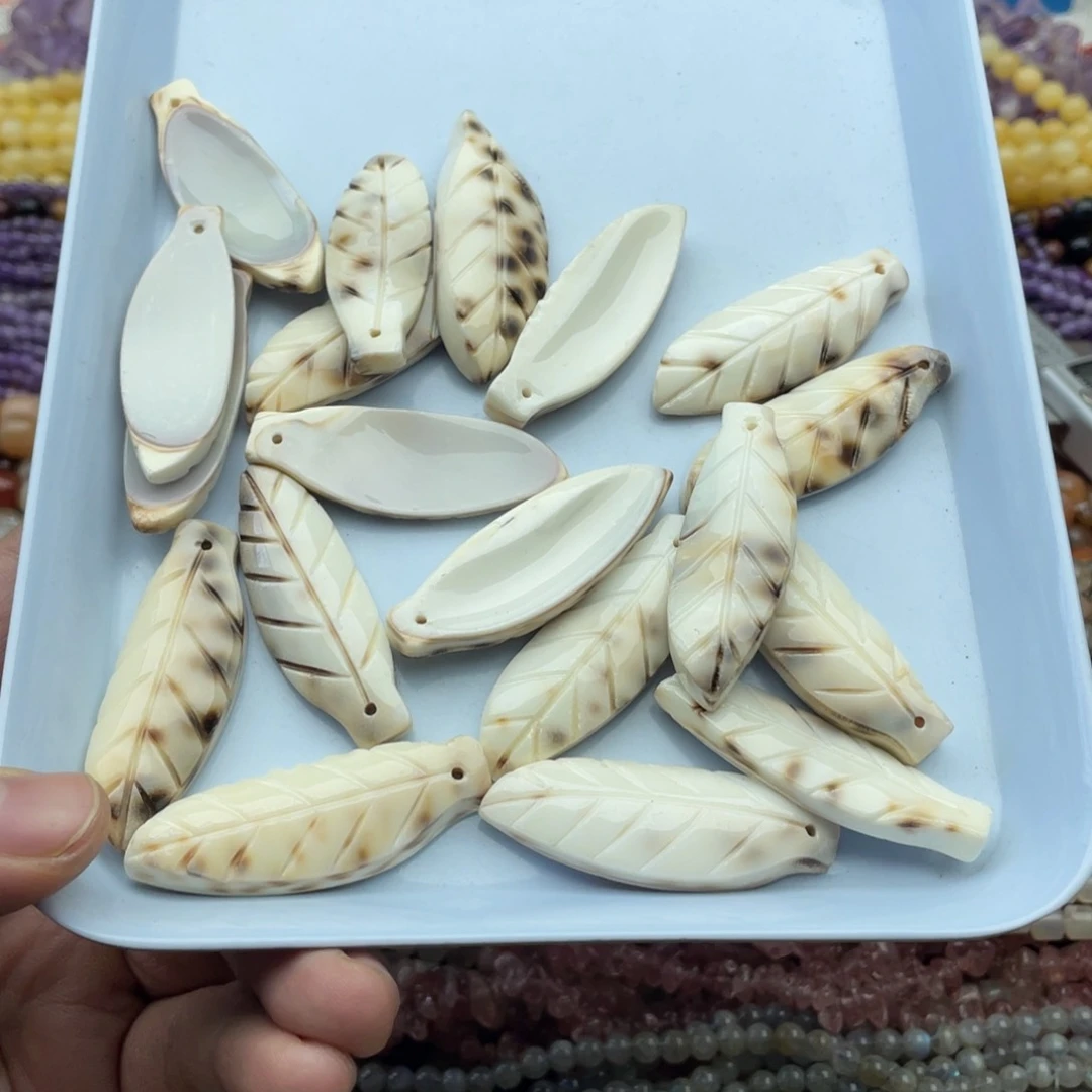 玛瑙/玉髓珠宝半成品未镶嵌4个装虎斑呗吊坠随机发