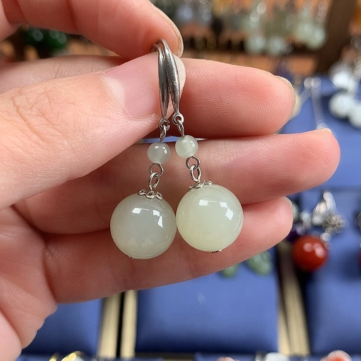 和田玉银S925镶嵌耳饰12左右蜂蜜水