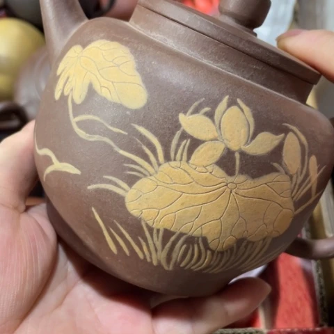 江****梨紫砂壶上画出这段画儿就