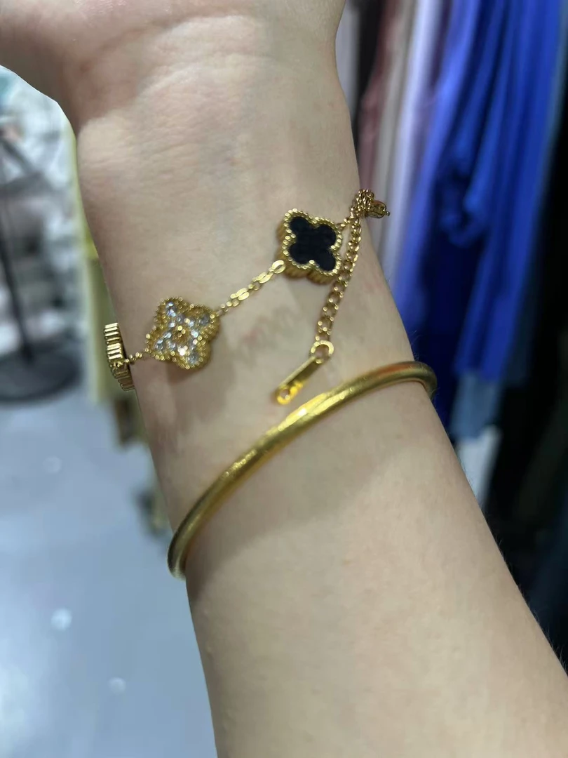 钛钢手链  米古古 888# 高级轻奢贵气四叶草五花手链