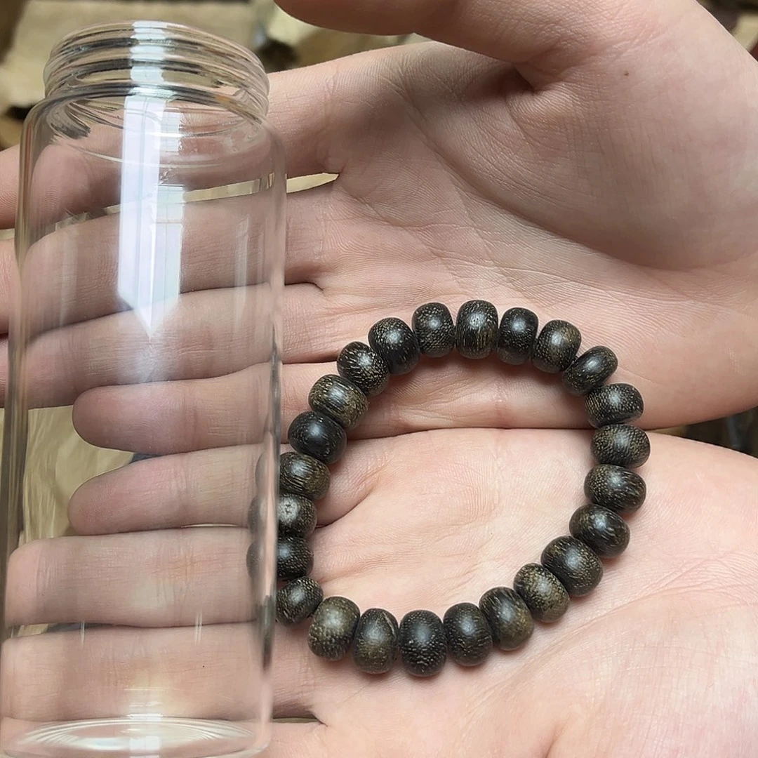 大叶紫檀（黑酸枝木类）