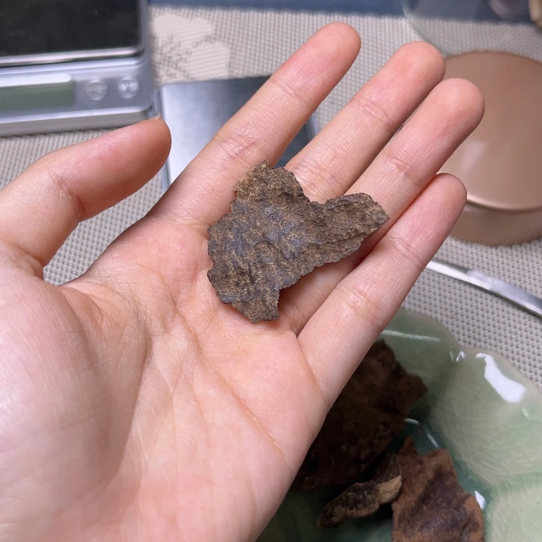香料海南尖峰岭沉水琼脂老包头2.3克