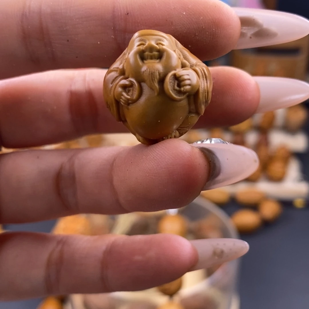 橄榄核吊坠S****。橄榄核福利单子两单起邮无售后不退换