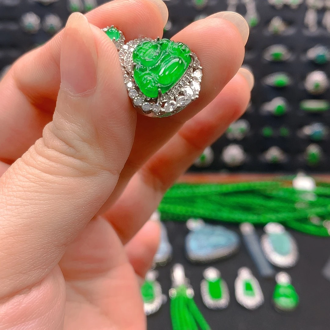 翡翠未镶嵌吊坠(不含链)