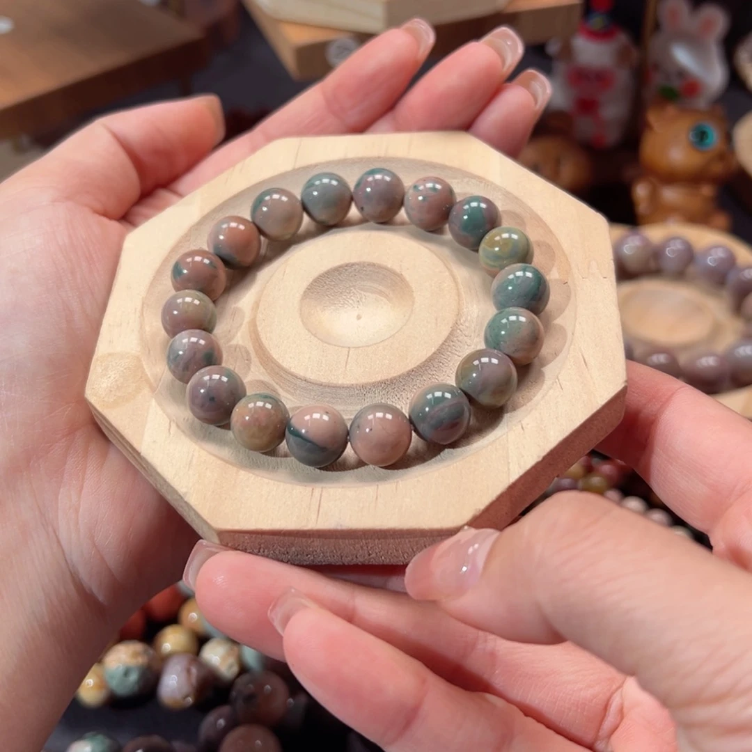 慢****石英质玉手链未镶嵌138