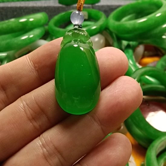珊***未镶嵌挂件翡翠翡翠