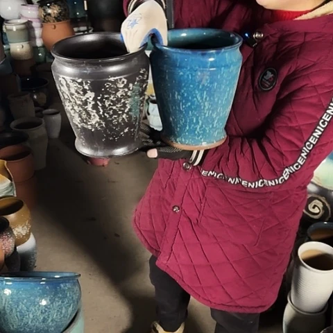 口18高23瑕疵盆子。