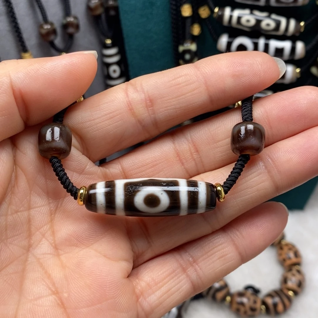 玛瑙/玉髓颈饰合金