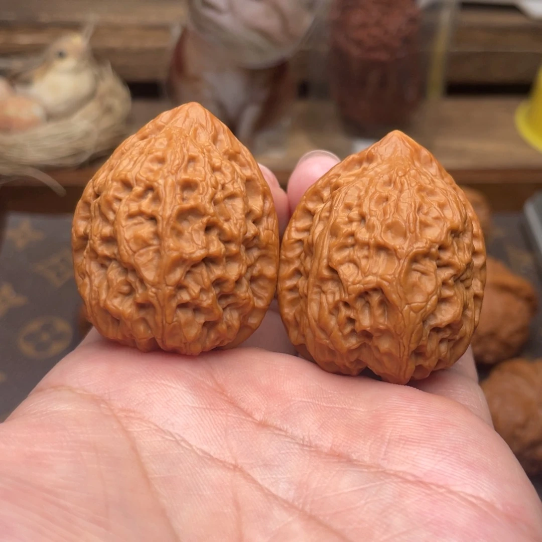 文玩核桃把件G7号35尺沈阳鸡心